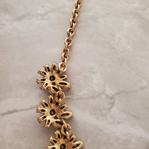 Gold Tone J CREW Round Crystal Statement Necklace, J Crew  ✨ J.Crew Rhinestone Crystal Cluster Statement Bridal Wedding Necklace ✨